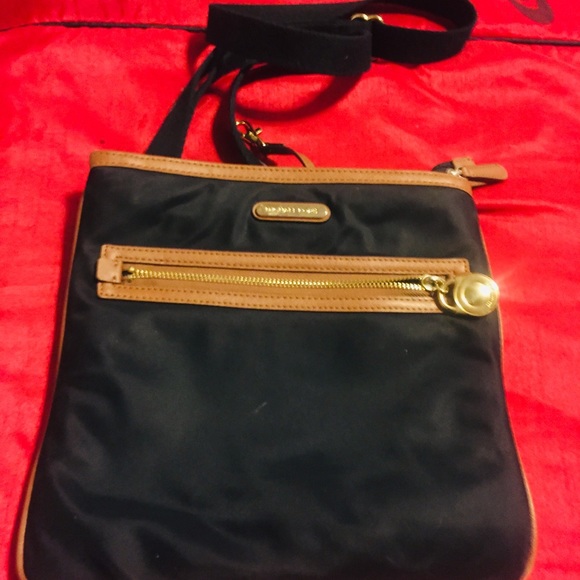 White heels - Picture 5 of 8